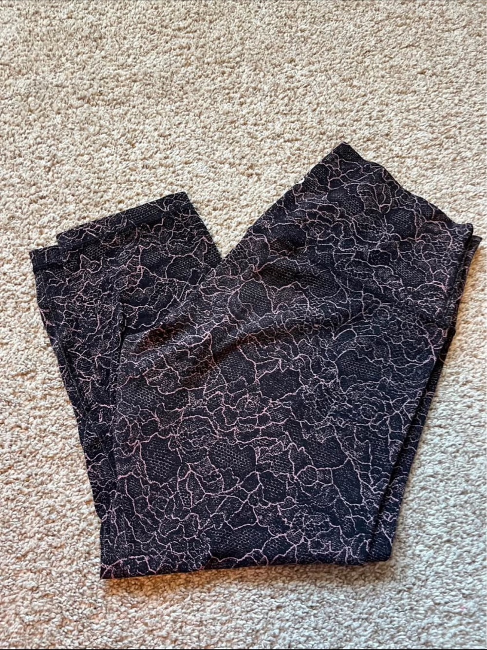 Lululemon Align Lace Floral Crops Size 10